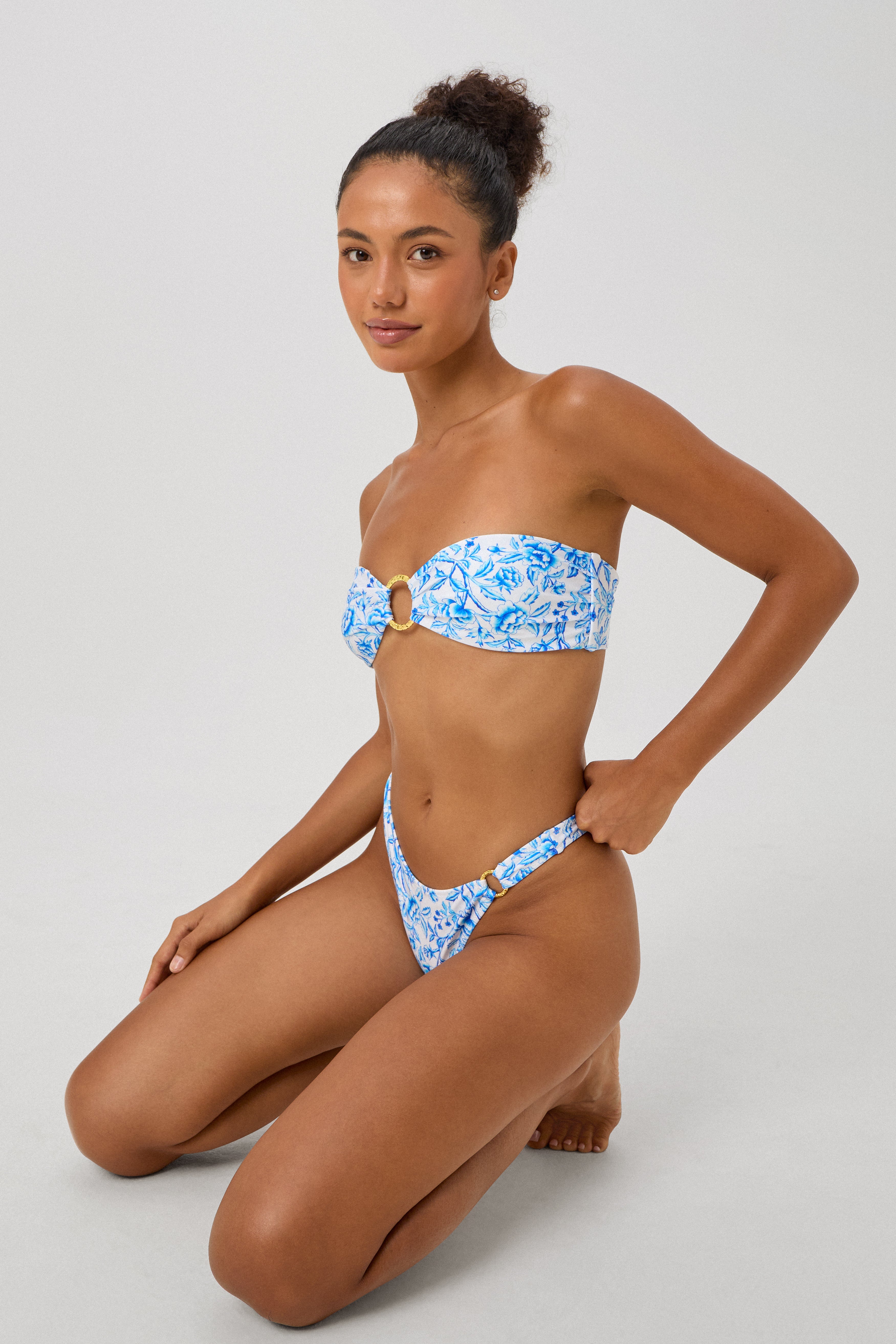 Hana Top (Fantasy)