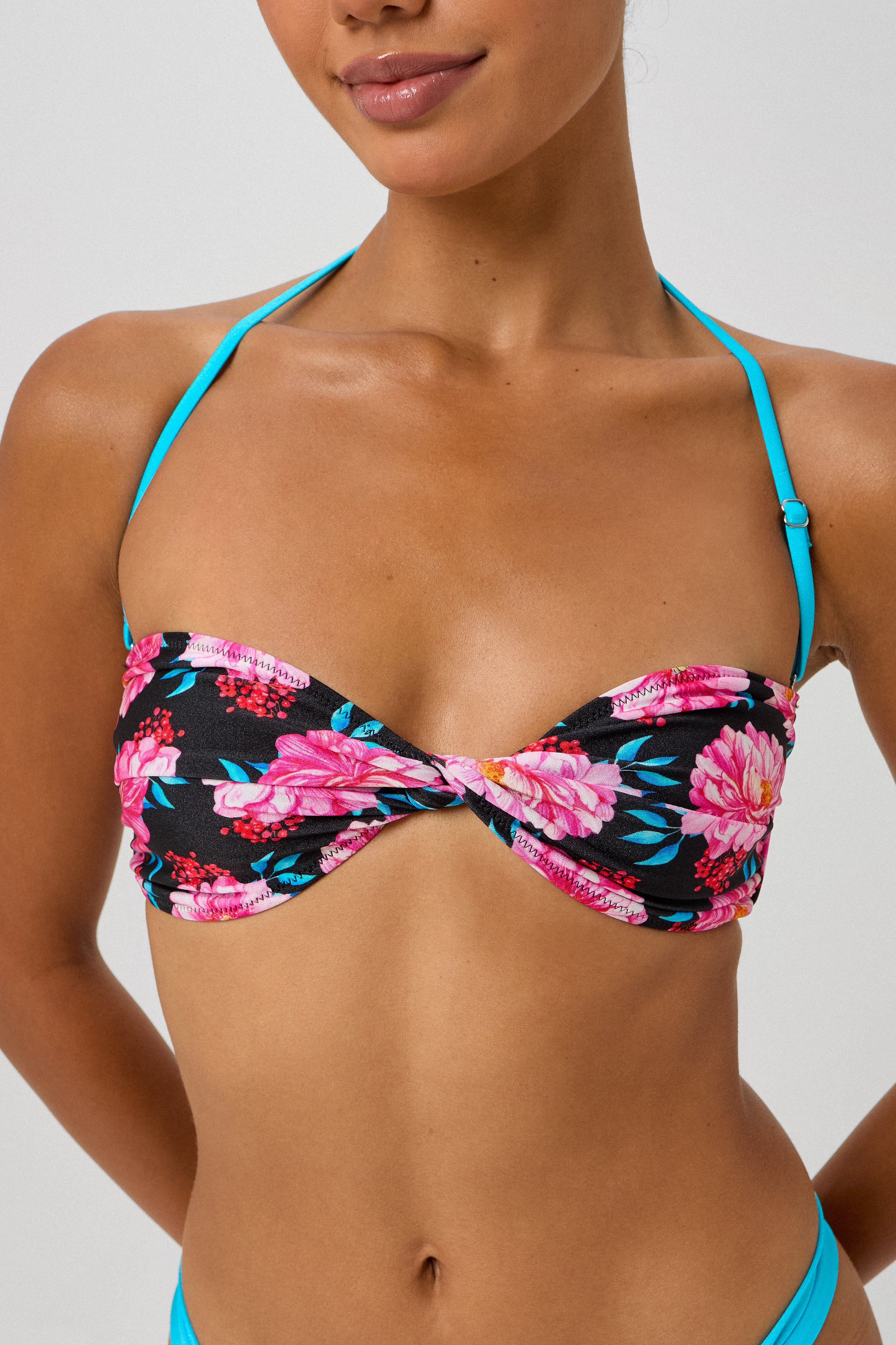 Nia Top (Fiore)