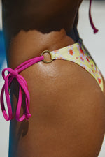 Zoe Bottom (Paradise)