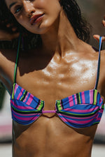 Lola Top (Belize)